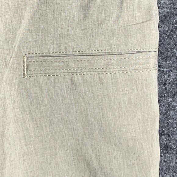 Nicklaus NWT Golf Shorts Men 40 Tan Eco-Choice Stay Dry Sun Protection UPF 50 - Picture 6 of 10